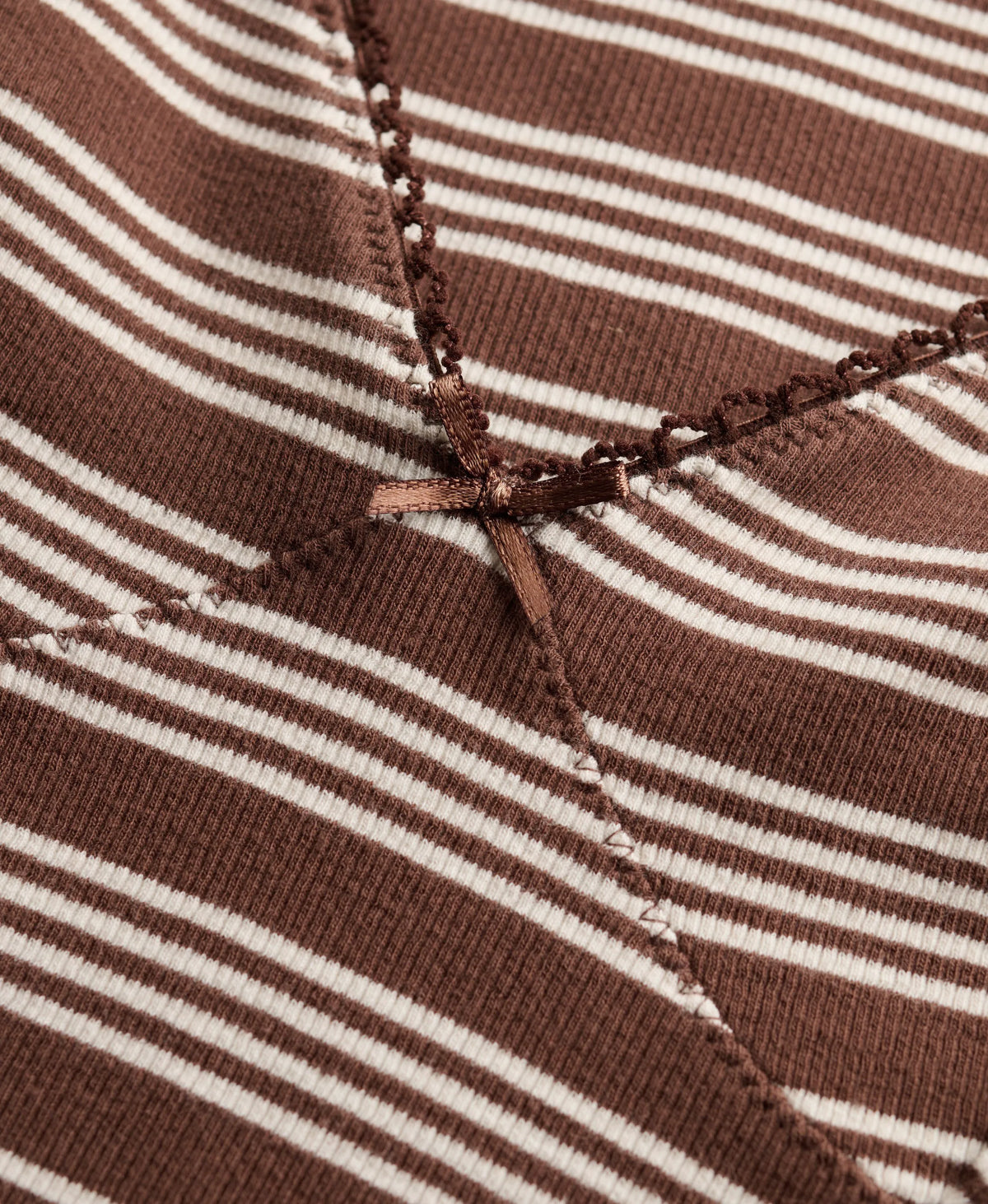 Chestnut Brown Stripe