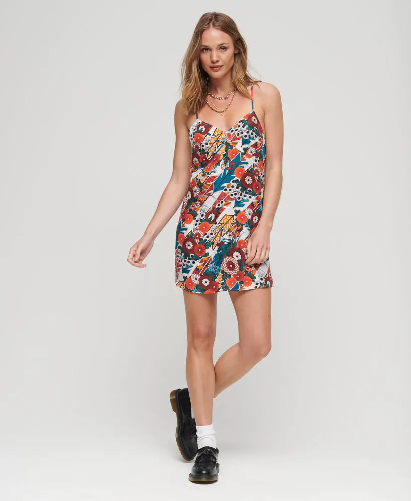 Diagonal Floral Red