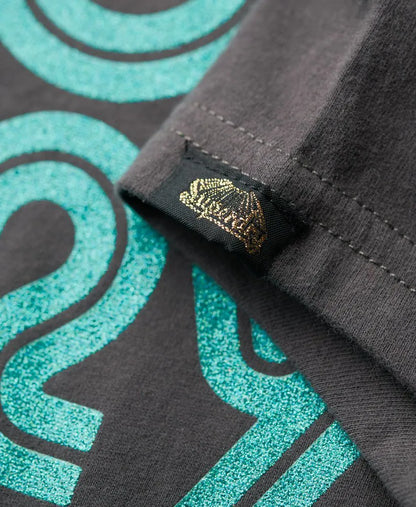 VINTAGE BLACK