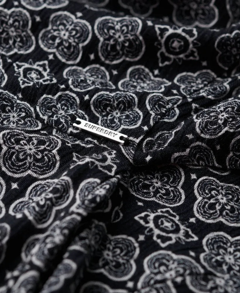 Black 70s Geo