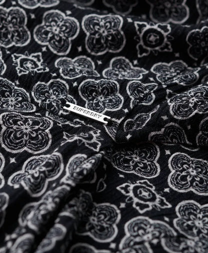 Black 70s Geo