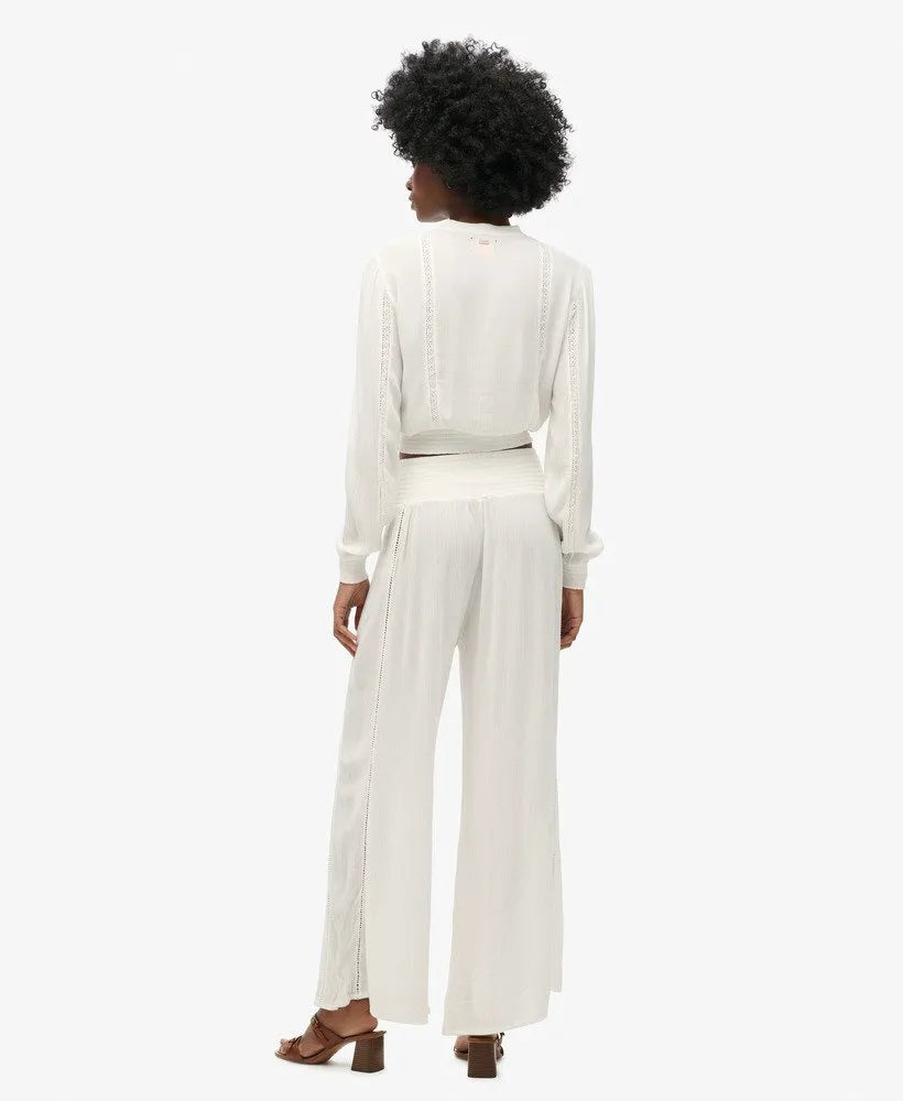 OFF WHITE
