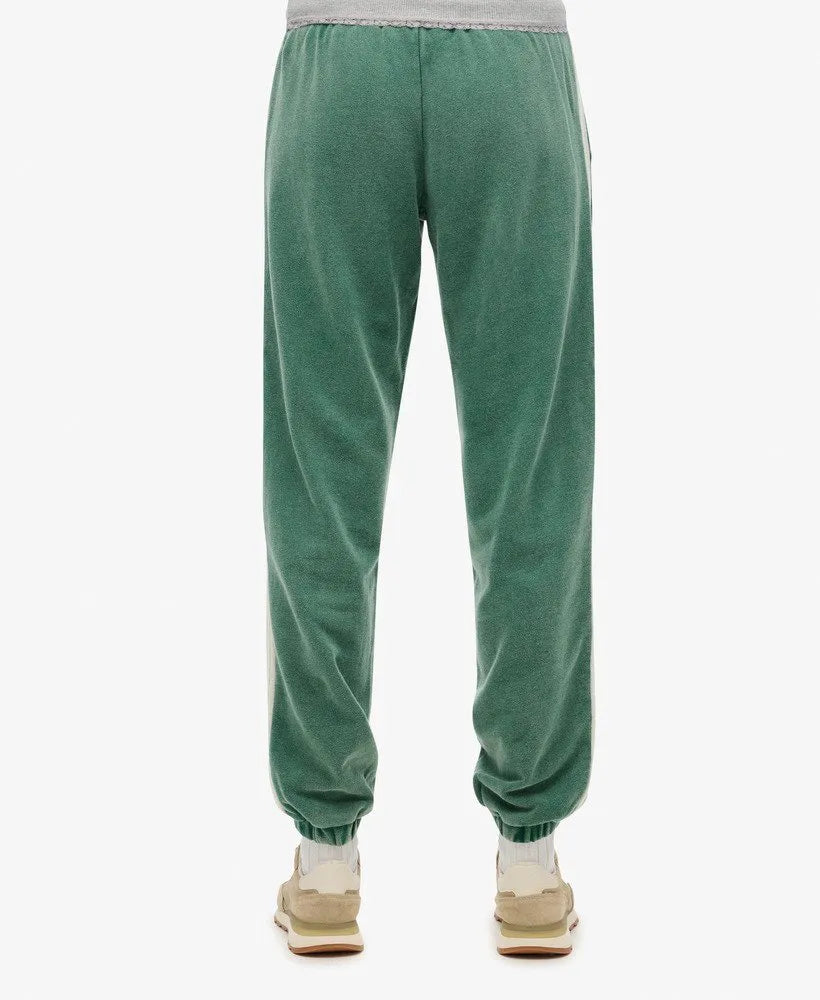 PINE GREEN