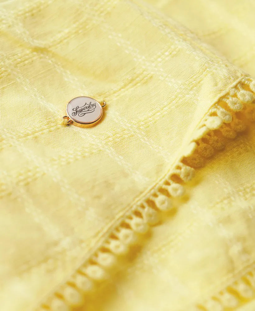 PALE YELLOW