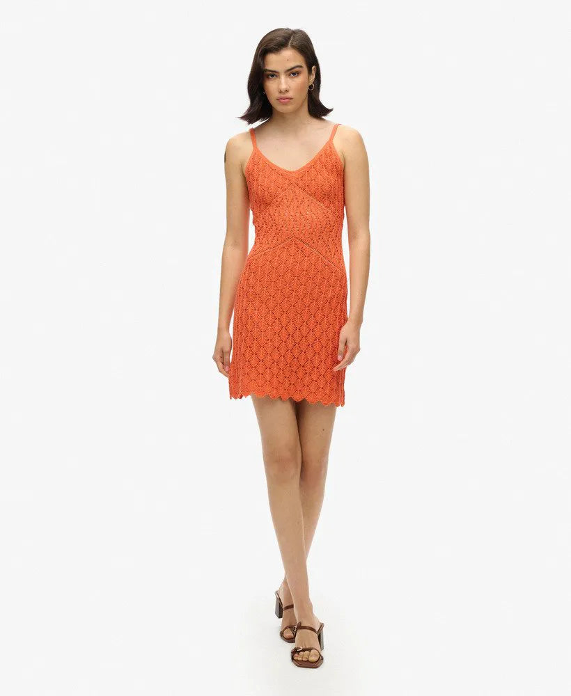 HOT CORAL