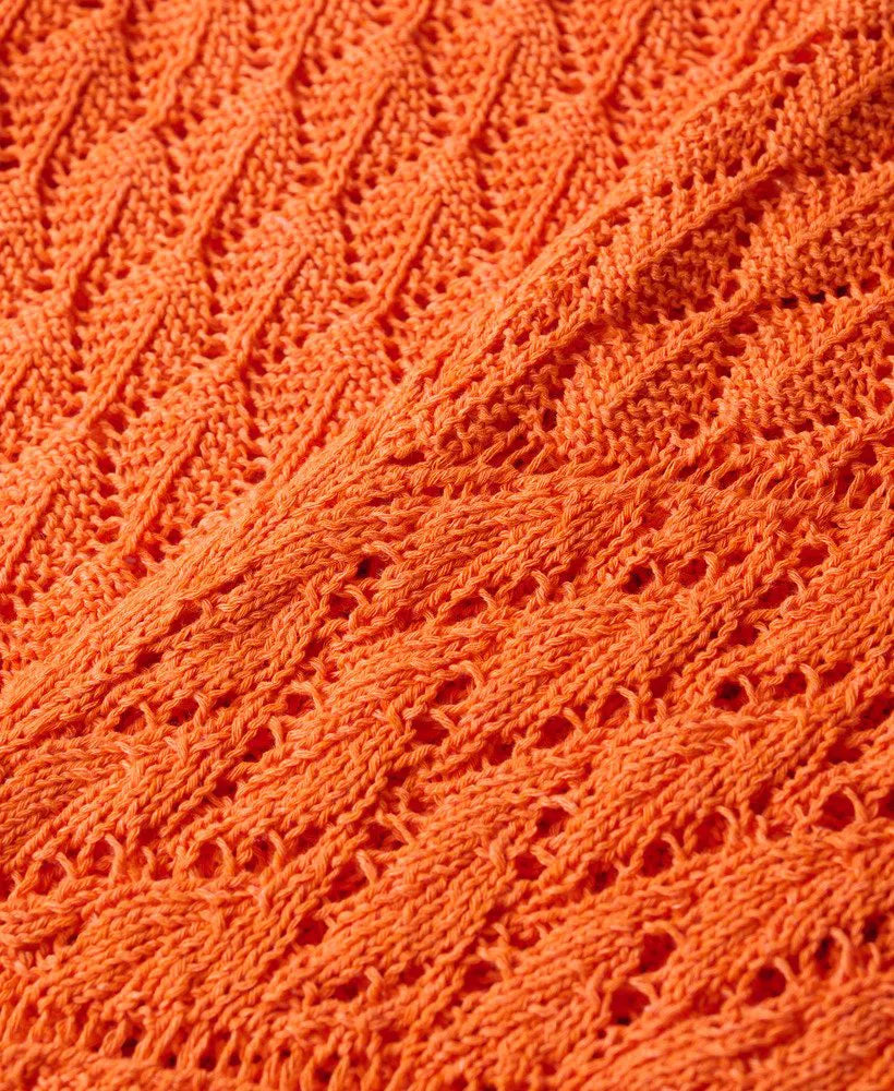 HOT CORAL