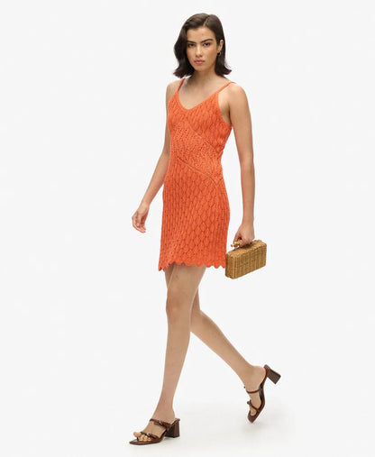 HOT CORAL