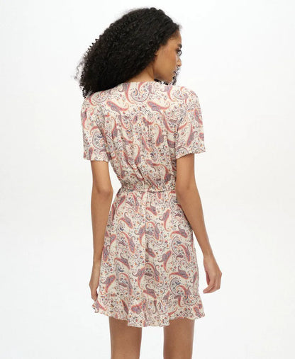 Boho Paisley Border Cream