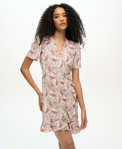 Boho Paisley Border Cream