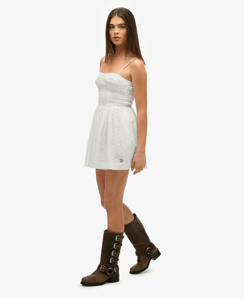 Chalk White Broderie