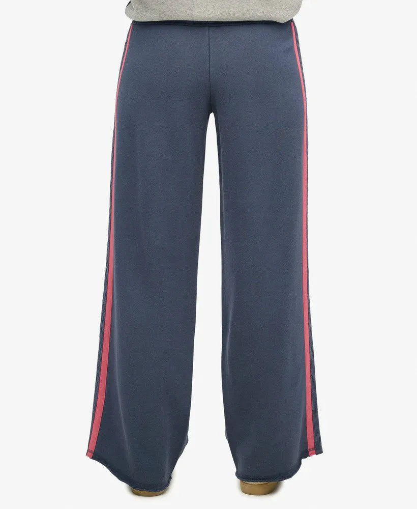 CLASSIC NAVY