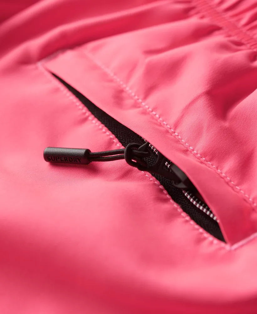 SHOCKING PINK