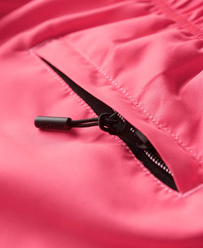SHOCKING PINK