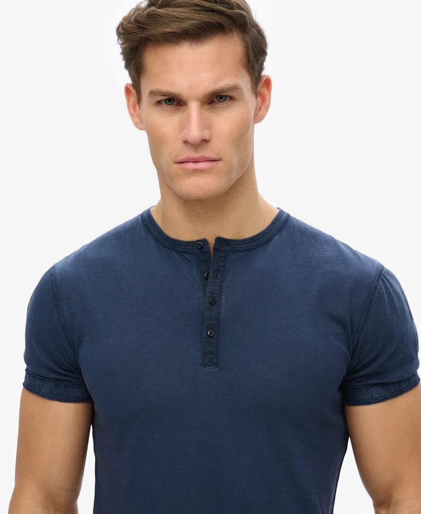 CLASSIC NAVY