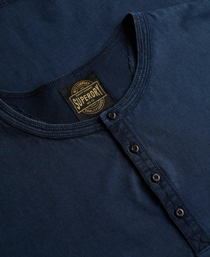 CLASSIC NAVY