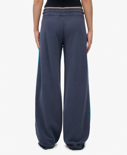 CLASSIC NAVY