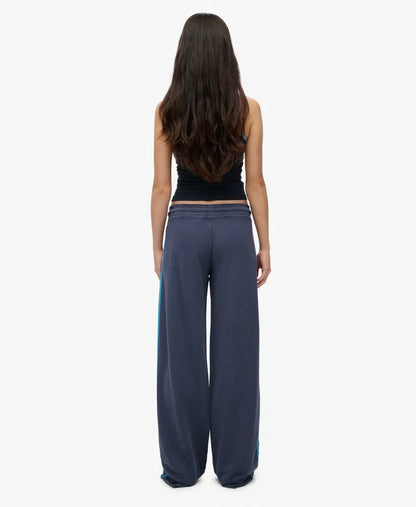 CLASSIC NAVY