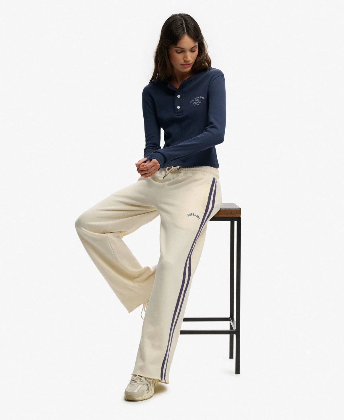 CLASSIC NAVY