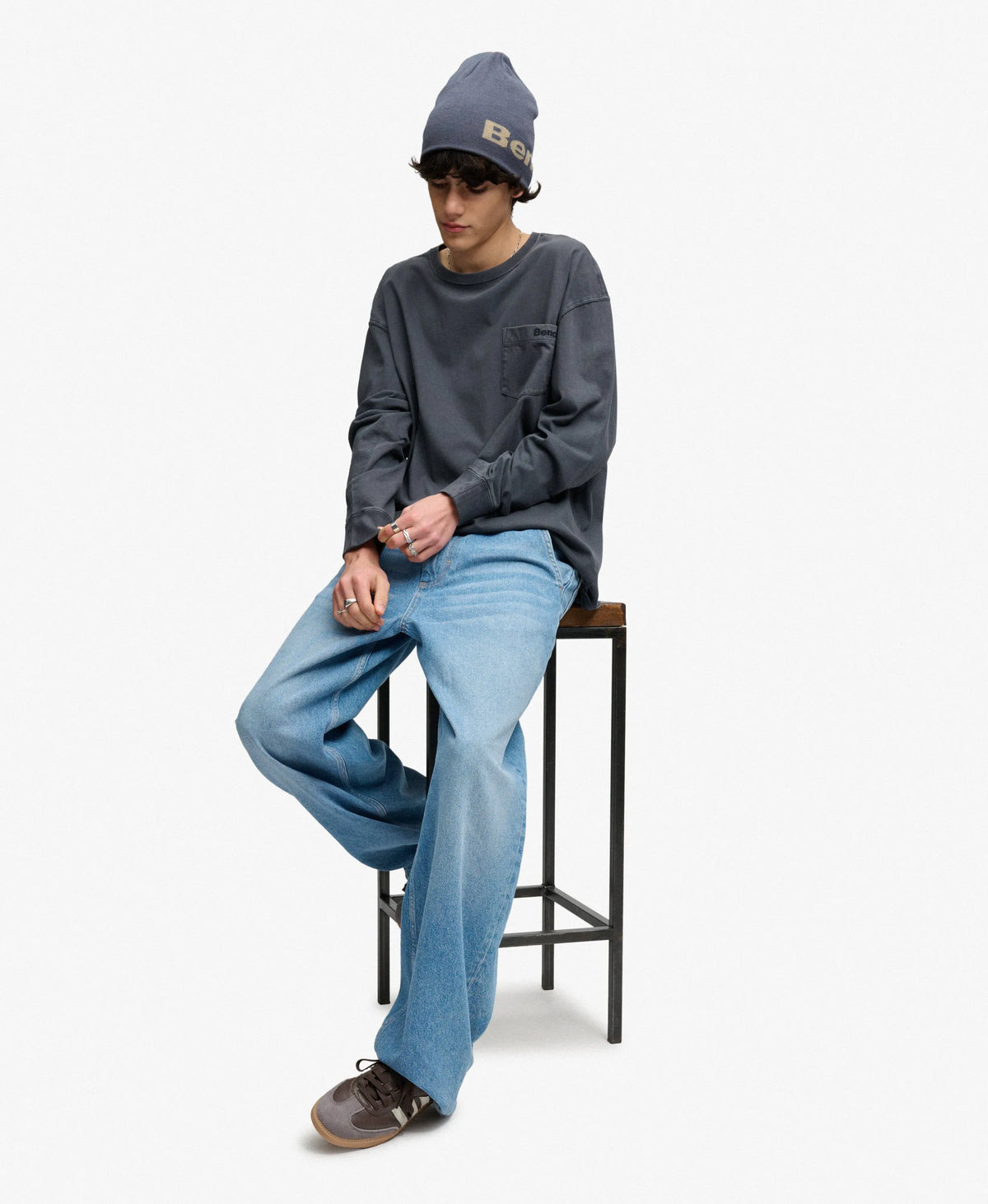 EBONY
