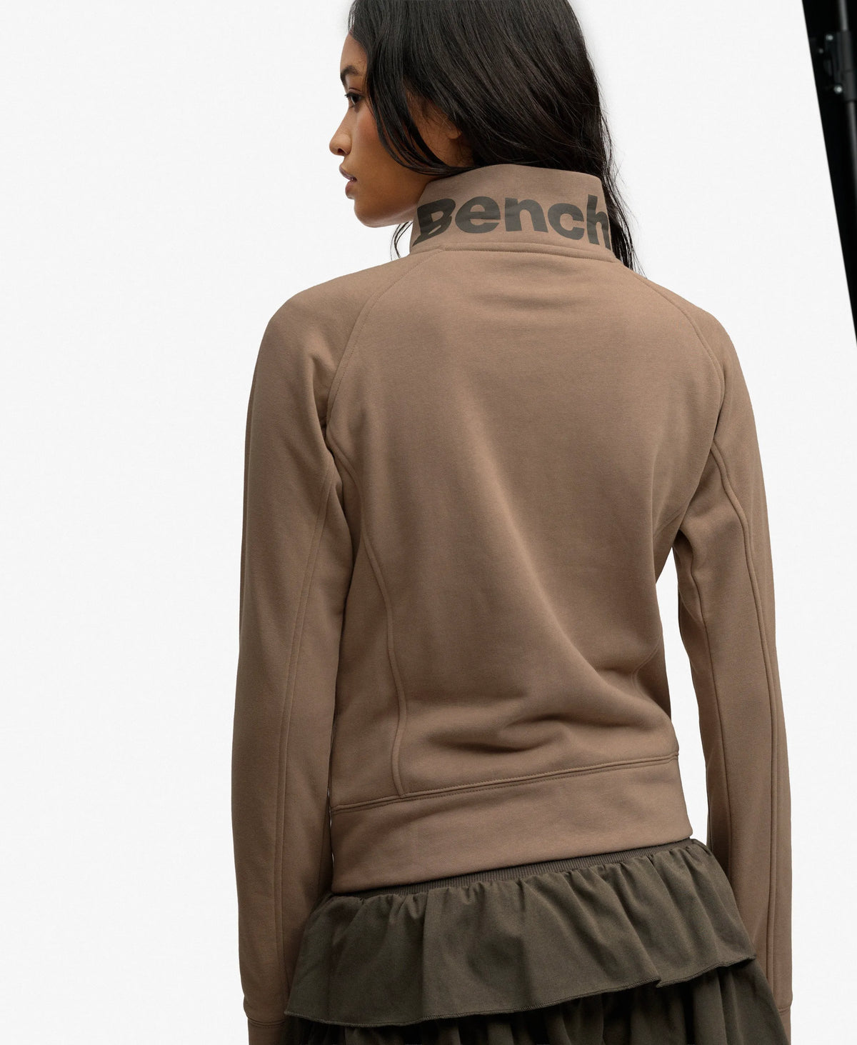 Dune/ Black Olive