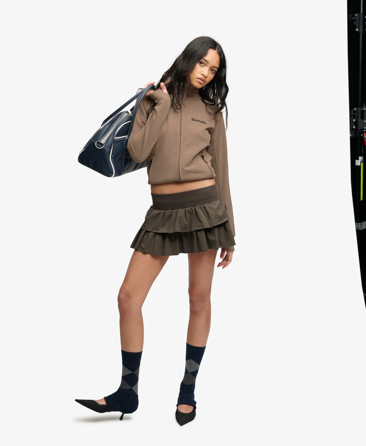 Dune/ Black Olive