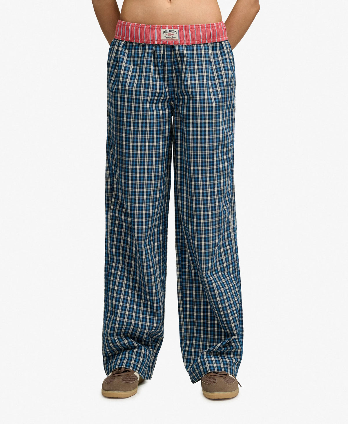 Quays Navy Check
