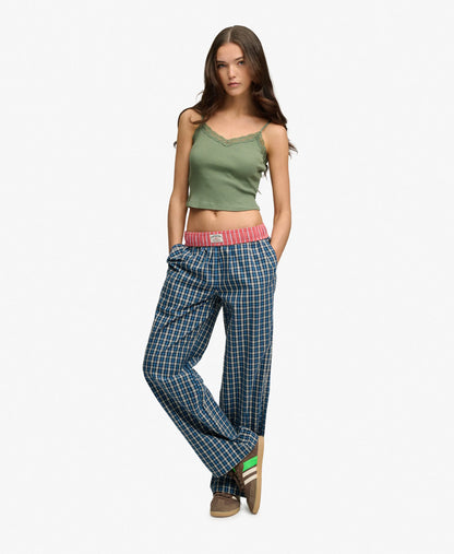 Quays Navy Check