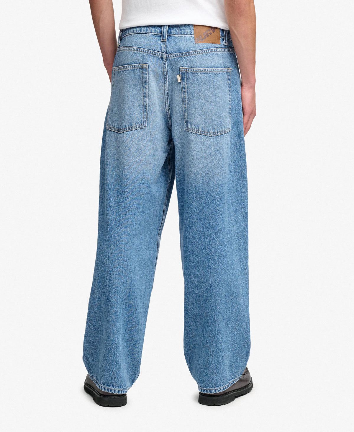 Oversized Rigid Washed Jeans