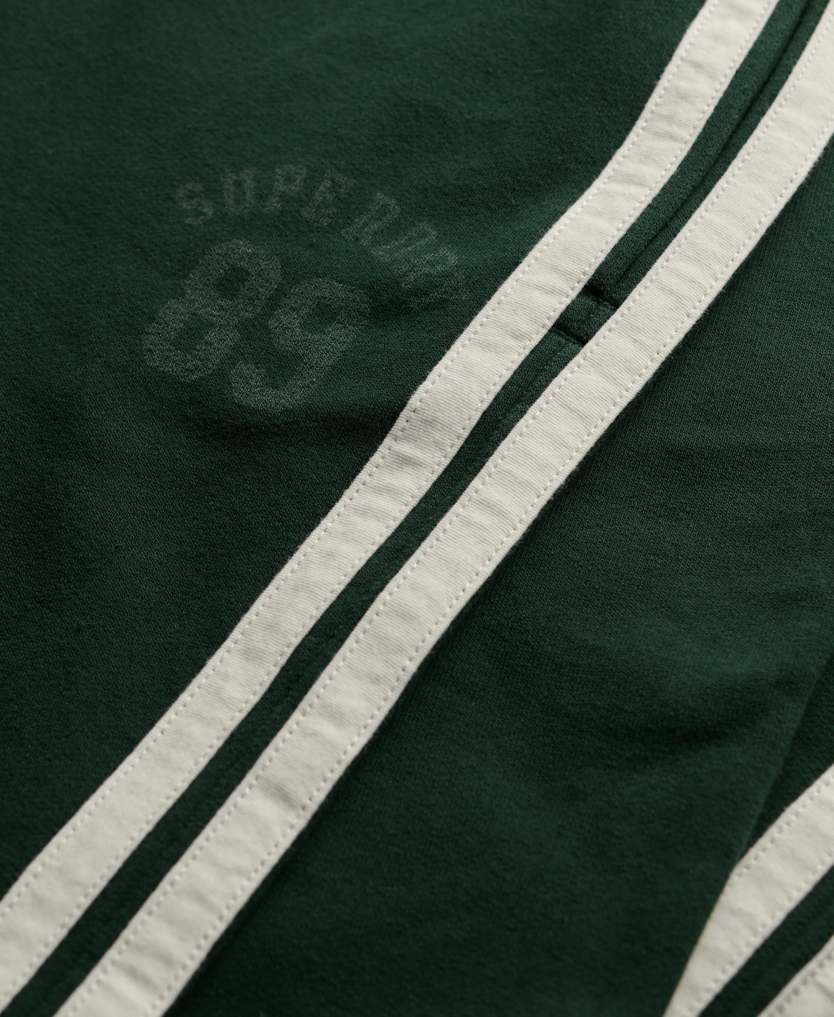 ENAMEL GREEN