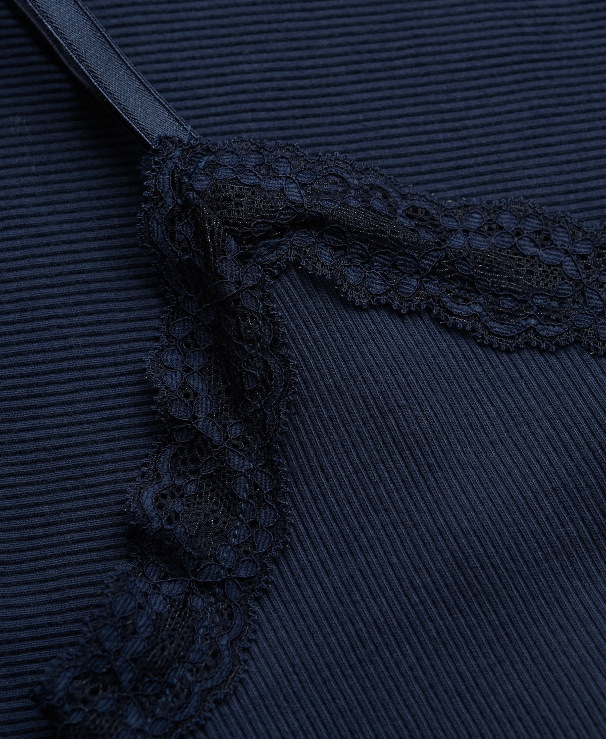 CLASSIC NAVY