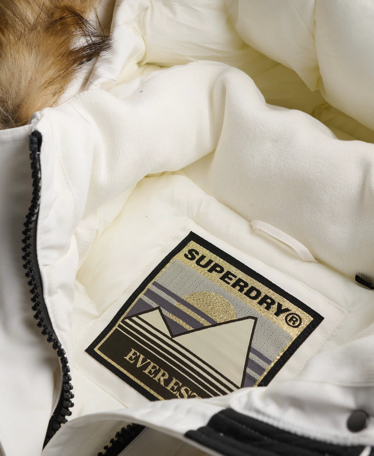 OFF WHITE