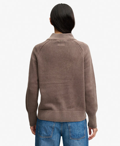 DARK BROWN