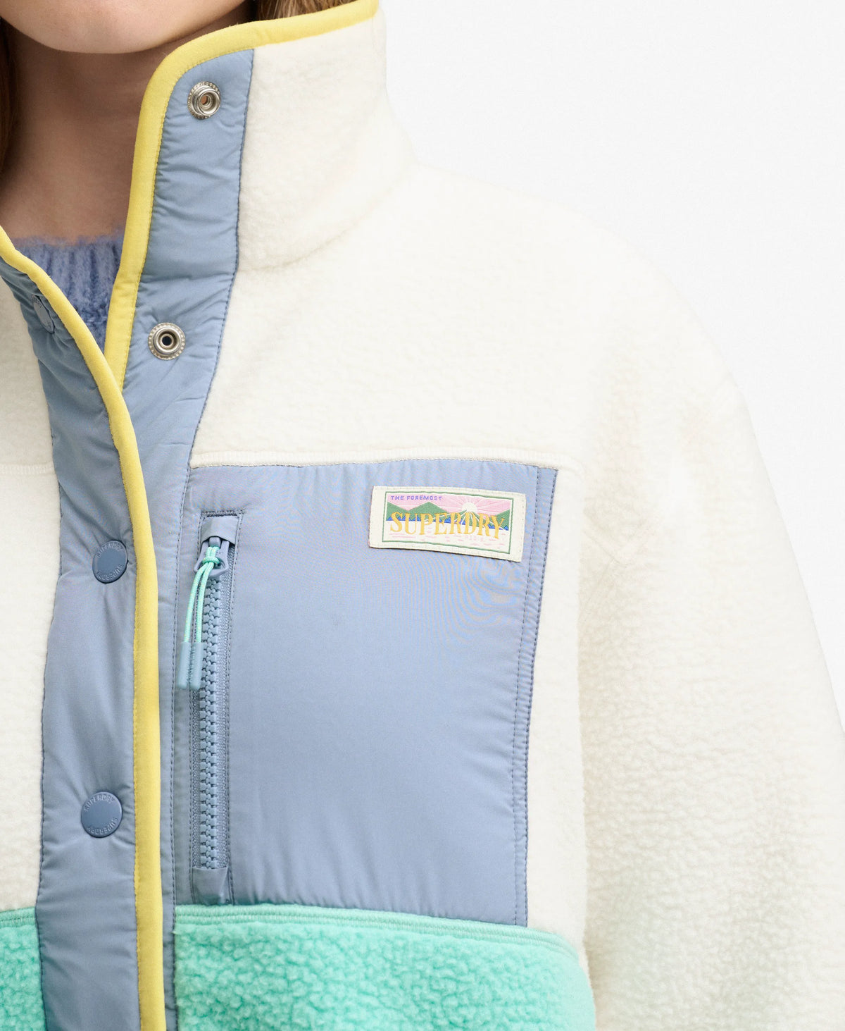 OFF WHITE