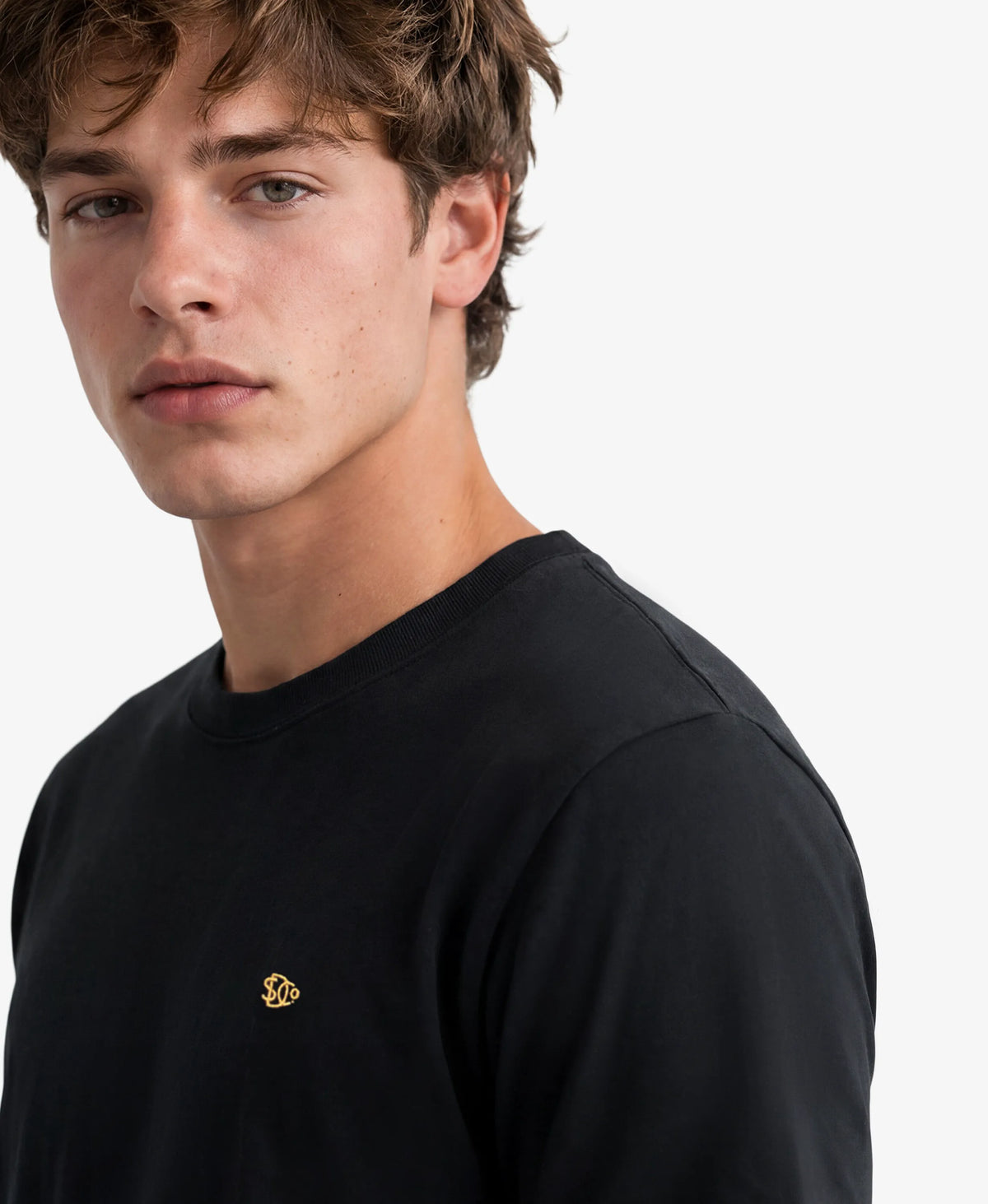 BLACK/GOLD