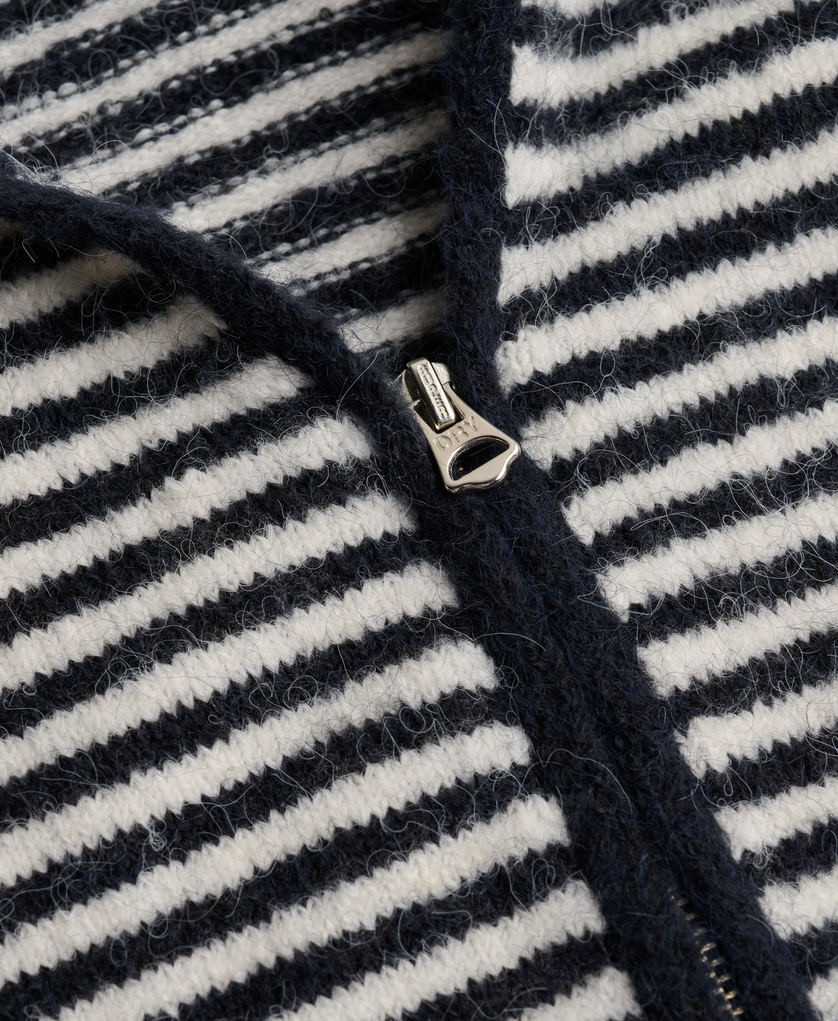 Navy/Off White Stripe
