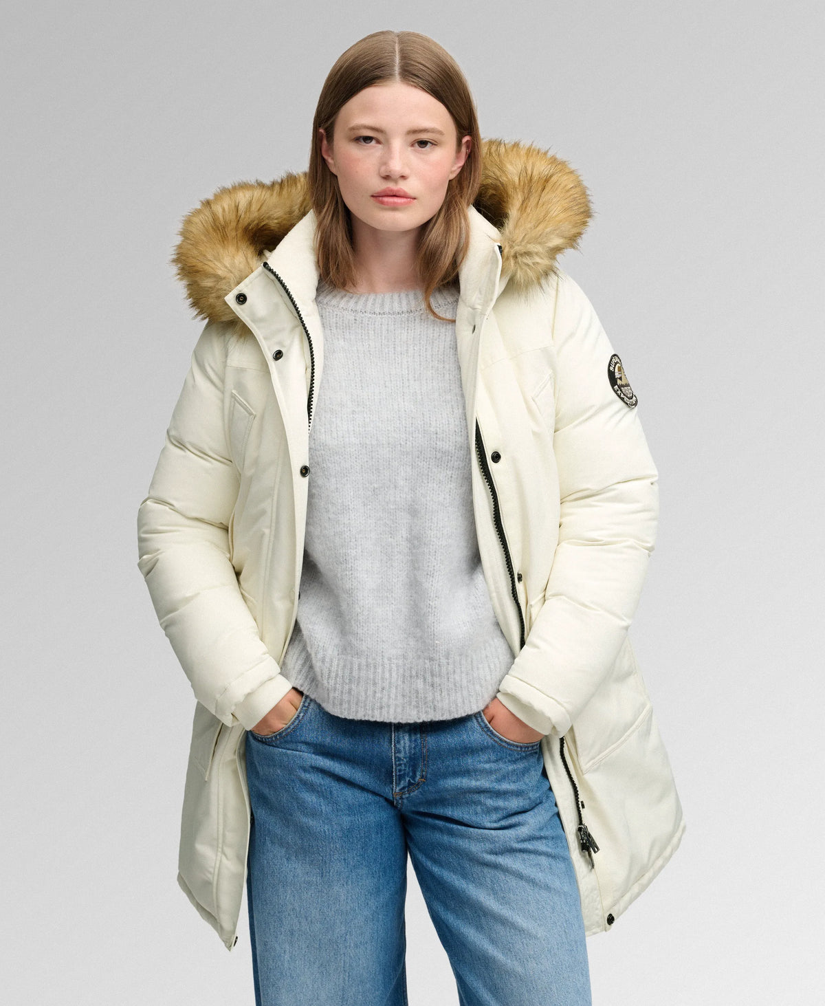 OFF WHITE