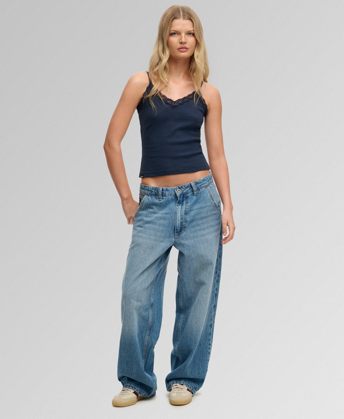 CLASSIC NAVY