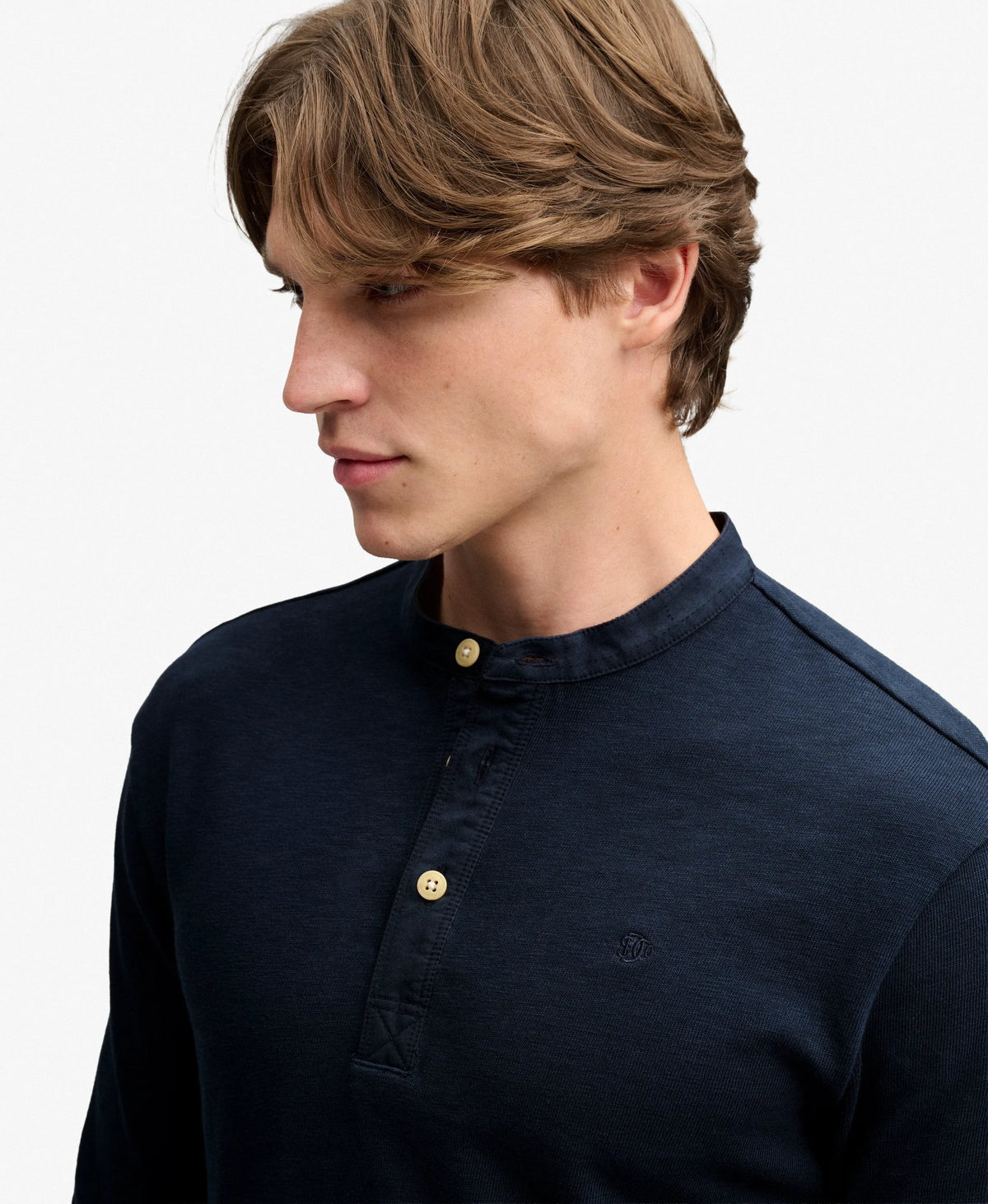 DEEP NAVY