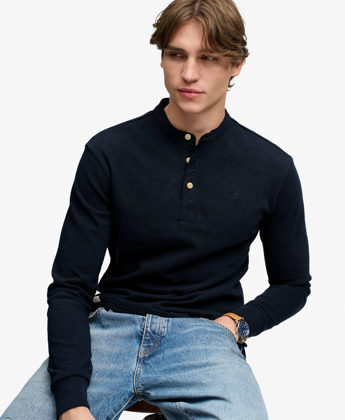 DEEP NAVY